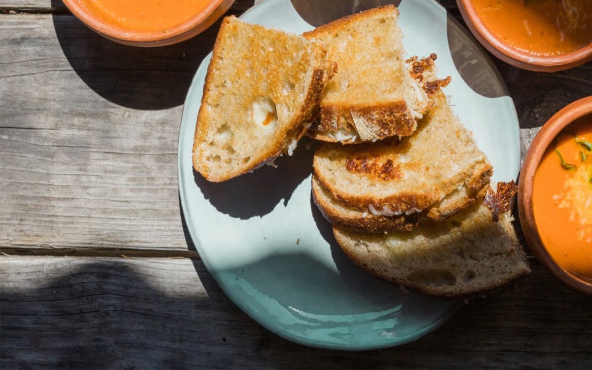 grilled cheese sandwiches with tomato soup