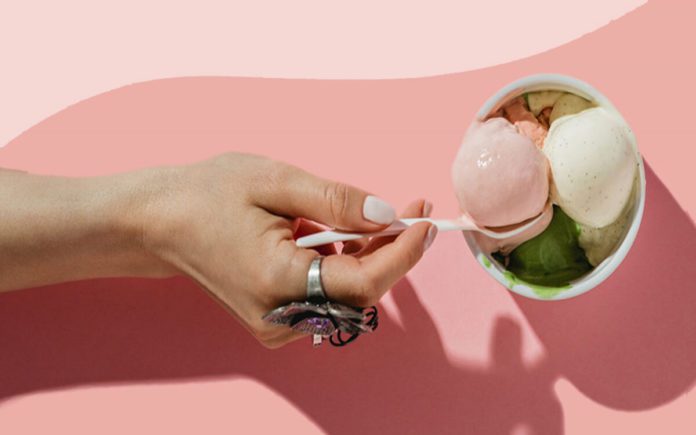 The 7 Best Vegan Ice Creams, According to a Dietitian