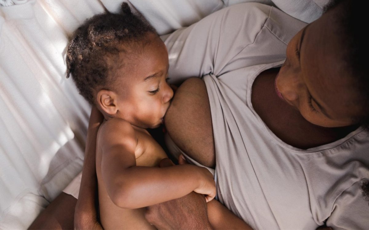 image of black mother breastfeeding