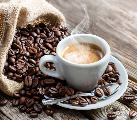 3 xícaras de café por dia podem baixar a pressão arterial